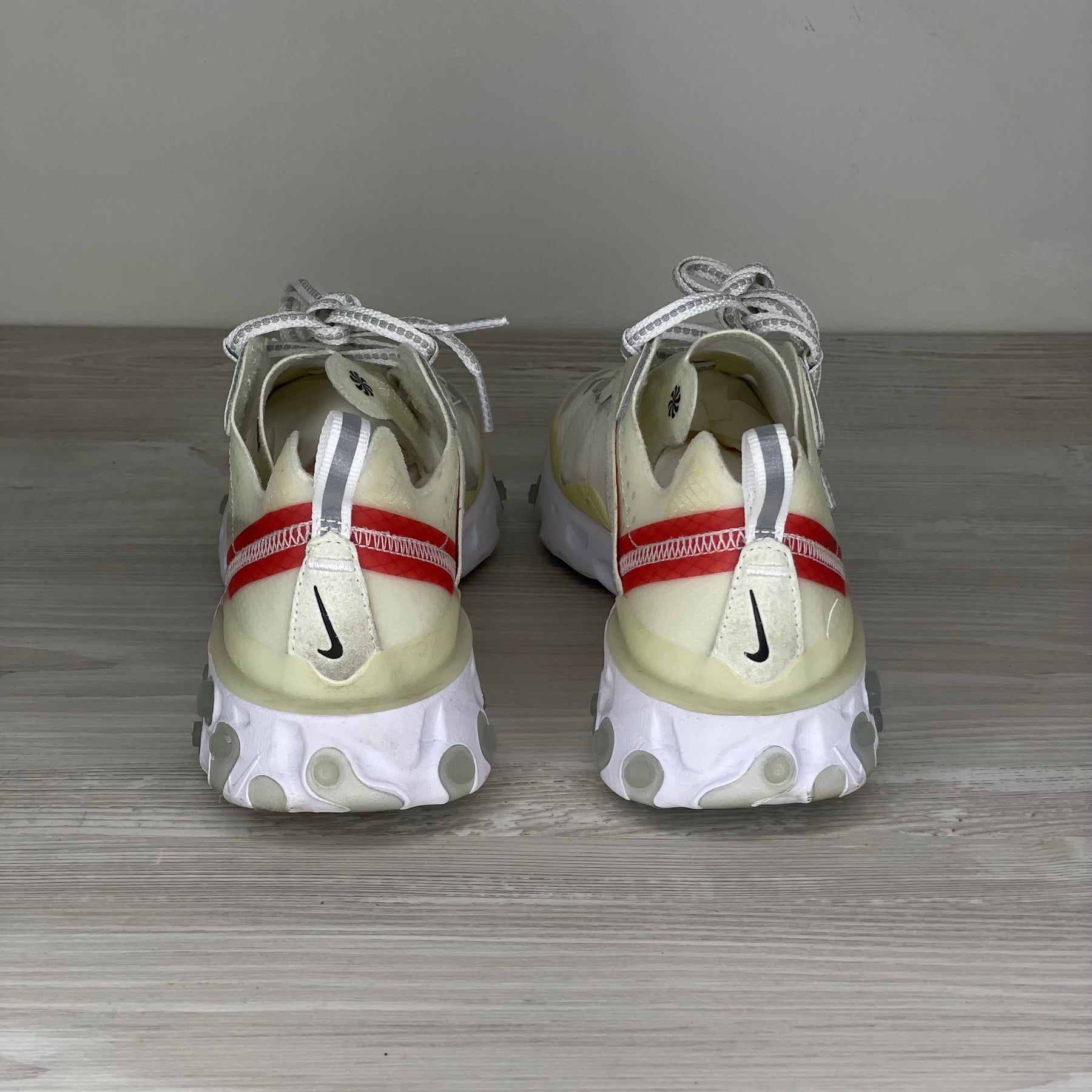 Nike Sneakers, React Element 87 Sail Light Bone (37.5)