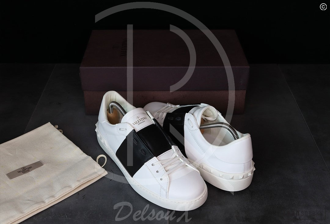Valentino 'Black Stripe' Open (43) 😱