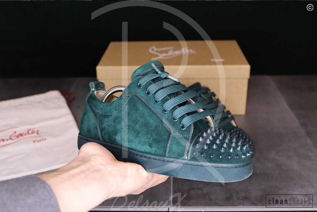 Christian Louboutin 'Voseges Mat' Junior Spikes (40) 🍾