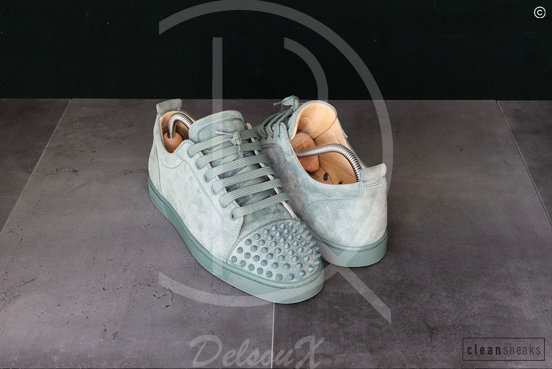 Christian Louboutin 'Everest' Junior Spikes (43) 😋