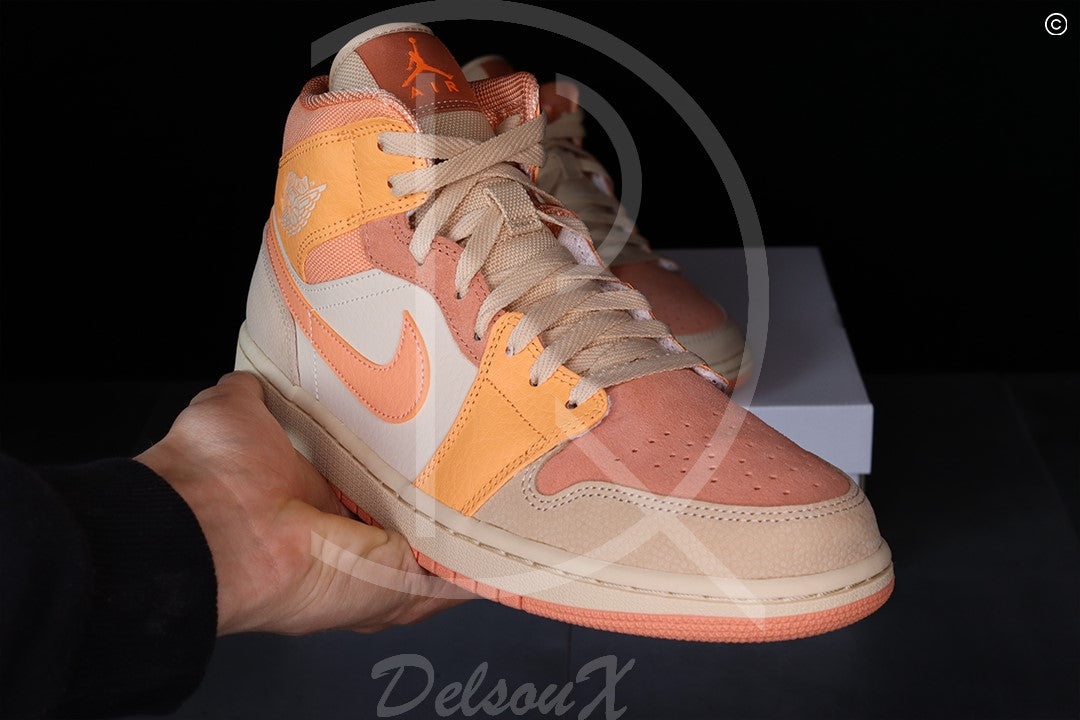 Nike Jordan 1 'Apricot Orange' Mid (W) (43) 🍑