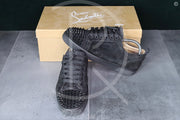 Christian Louboutin 'Black Suede' Junior Spikes (41) 📎