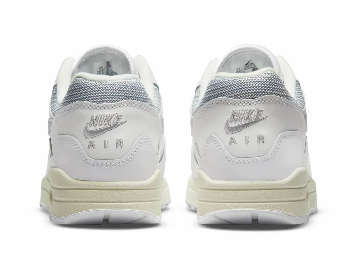 Nike x Patta Sneakers, Air Max 1 'Waves White' Silver