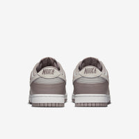 Nike Sneakers, Dunk Low ‘Bone Beige’ (W)