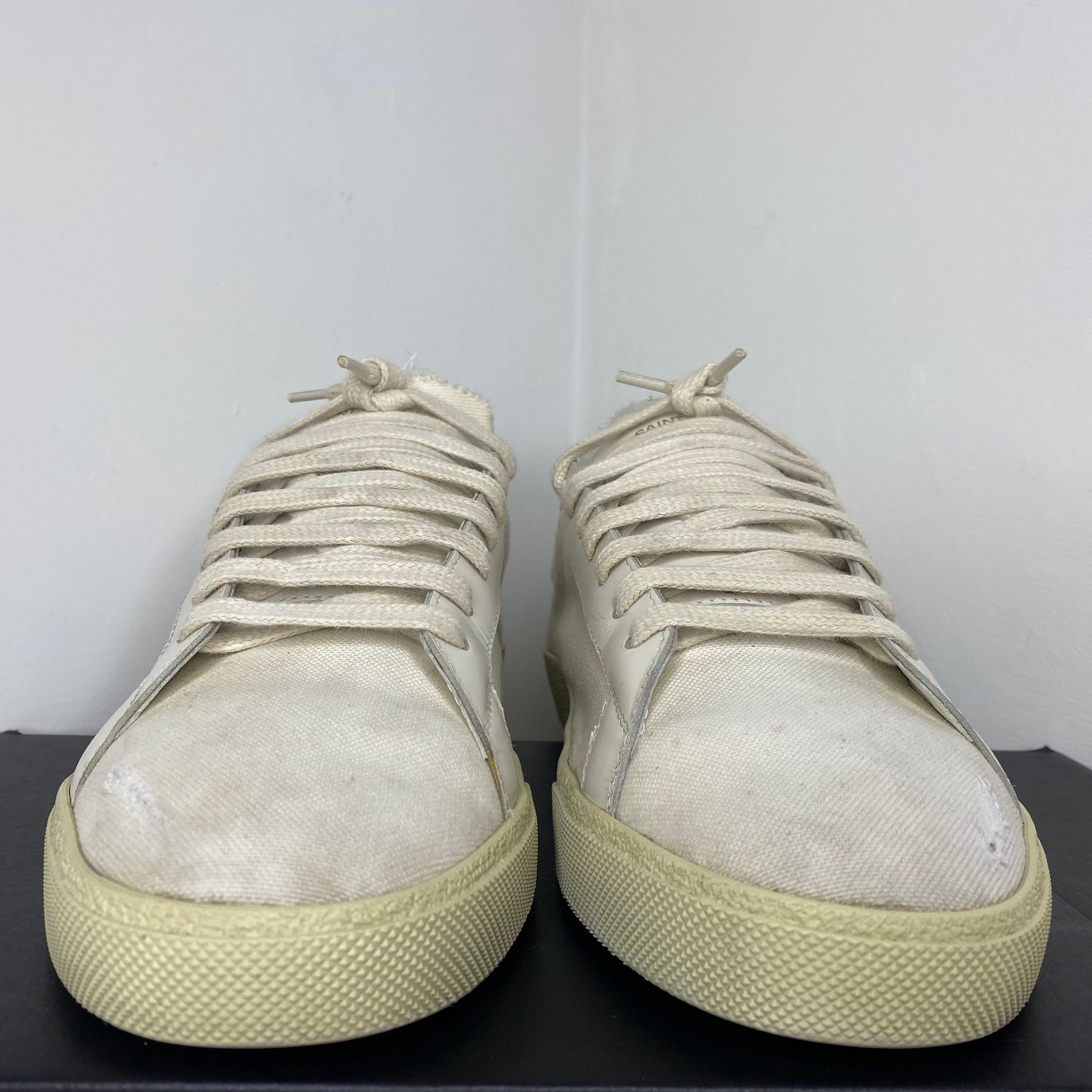 Saint Laurent Sneakers, 'Beige' Court Classic Distressed Herre (42) 🙀
