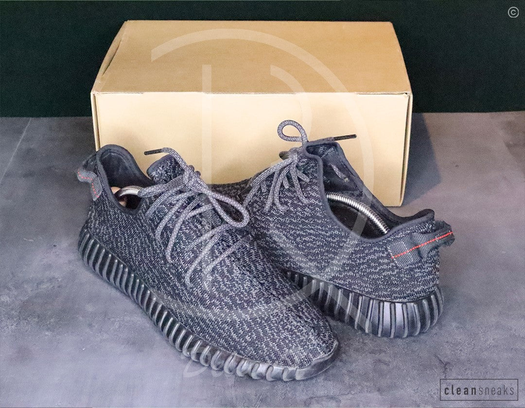 Adidas Yeezy 'Pirate Black' (45 1/3) 🏴‍☠️