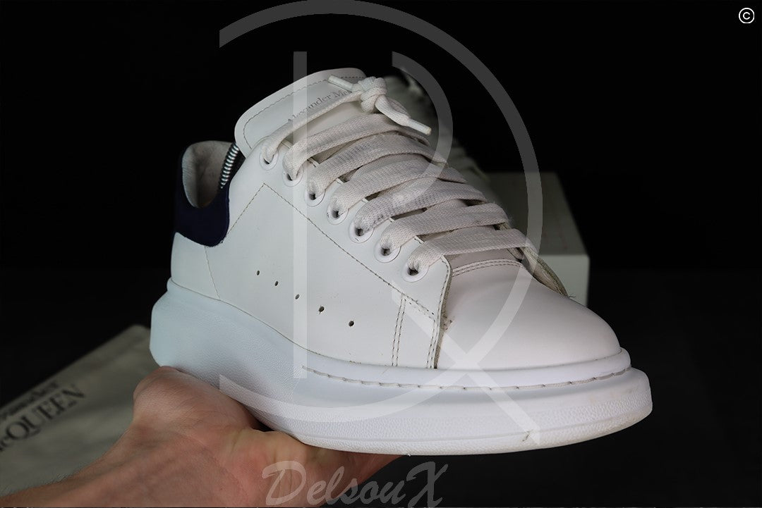 (RESERVERET) Alexander McQueens 'White Leather w. Blue Suede' Oversized (40.5) 🦋