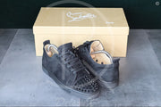 Christian Louboutin ’Black Suede’ Junior Spikes (40) 🕷