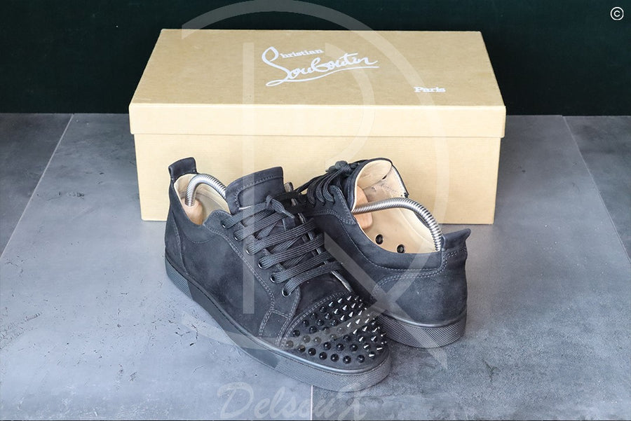 Christian Louboutin ’Black Suede’ Junior Spikes (40) 🕷