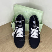 OFF-WHITE logo-patch low-top Vulcanized Sneakers (43) 🦙