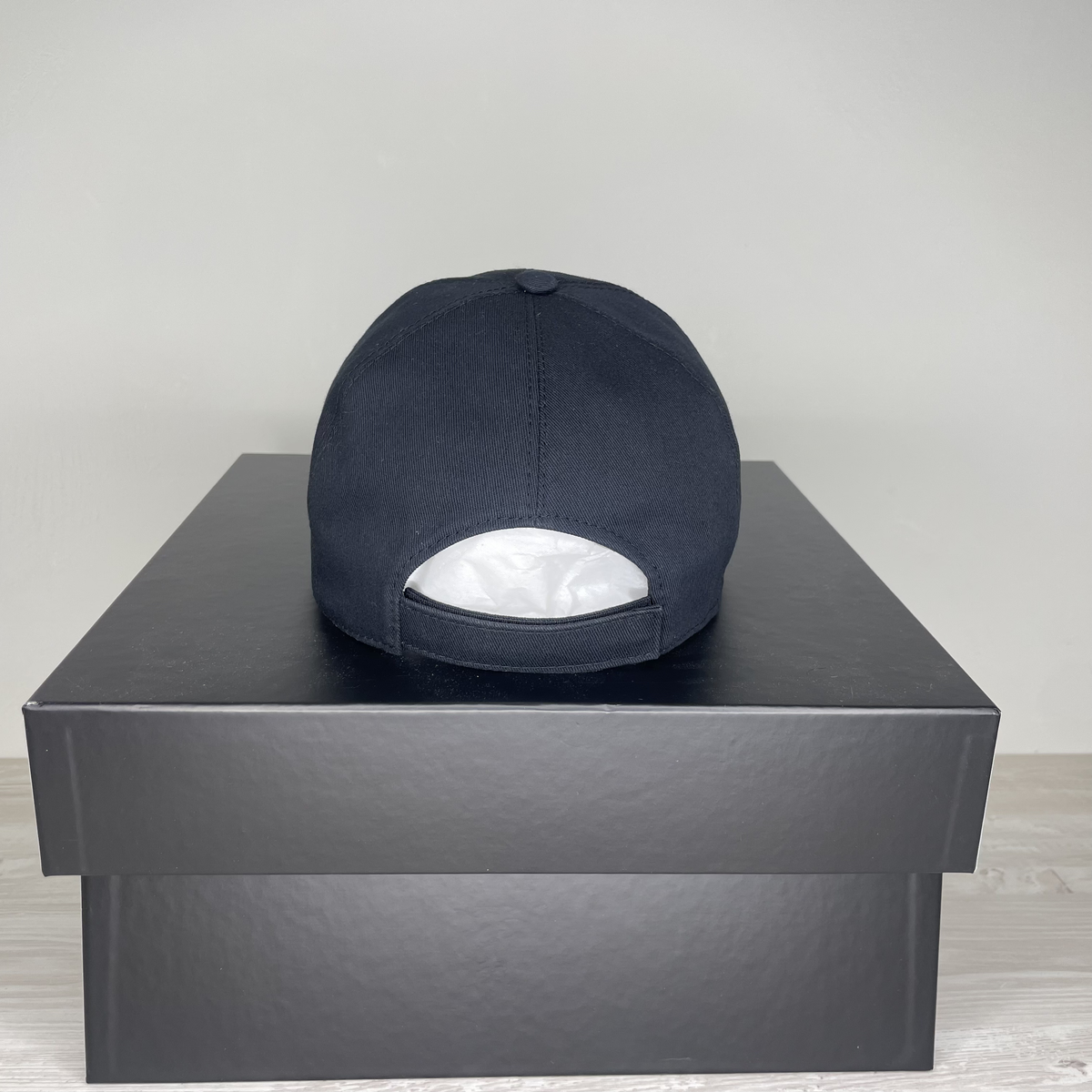 Versace Cap, Unisex Sort Embroidered Logo Cap (Medium)