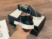 Gucci Black 'Signature' Slip-On (43) 🐿