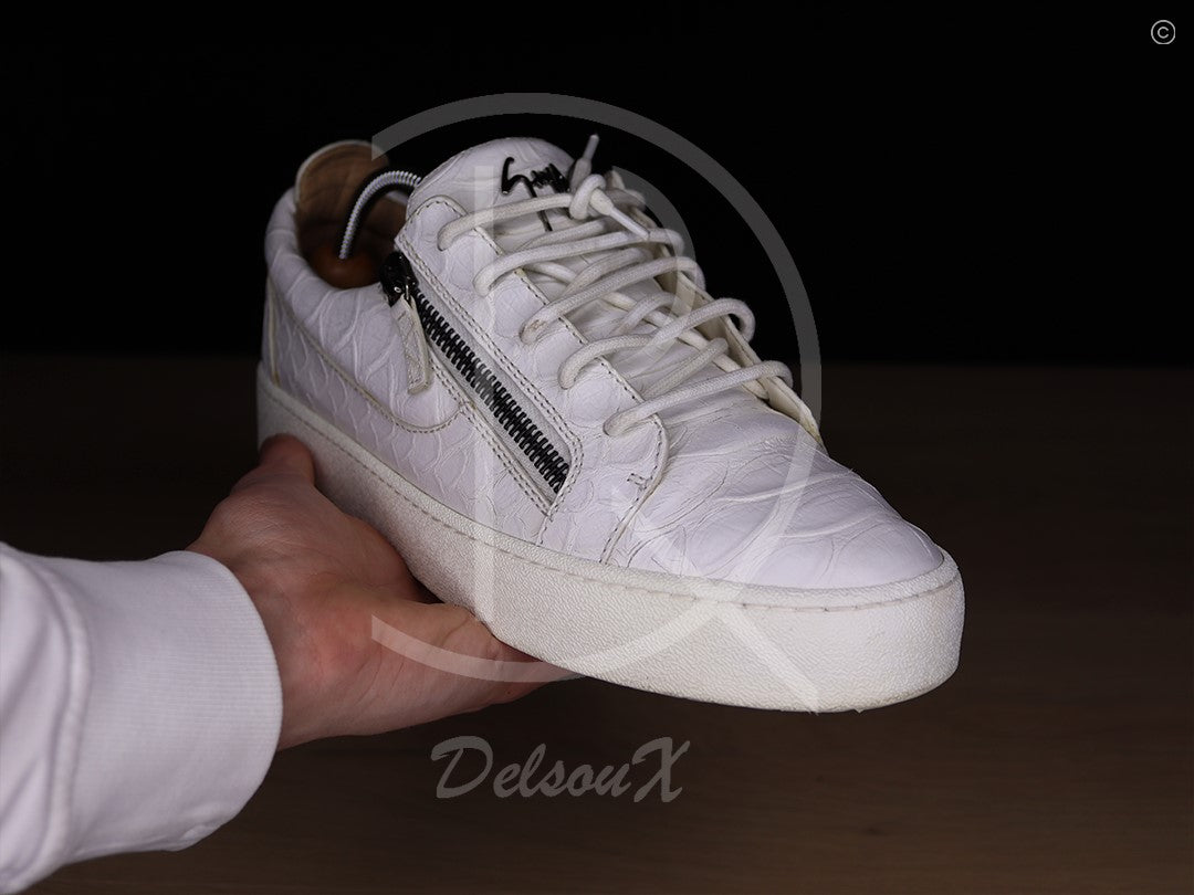 Giuseppe Zanotti 'OFF WHITE' Crocodile Frankie (44) 🐊