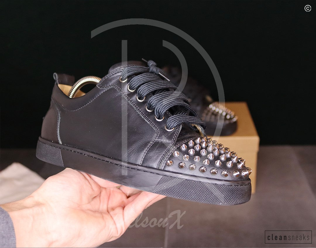 Christian Louboutin 'Gun Metal' Junior Spikes (41) ♠️