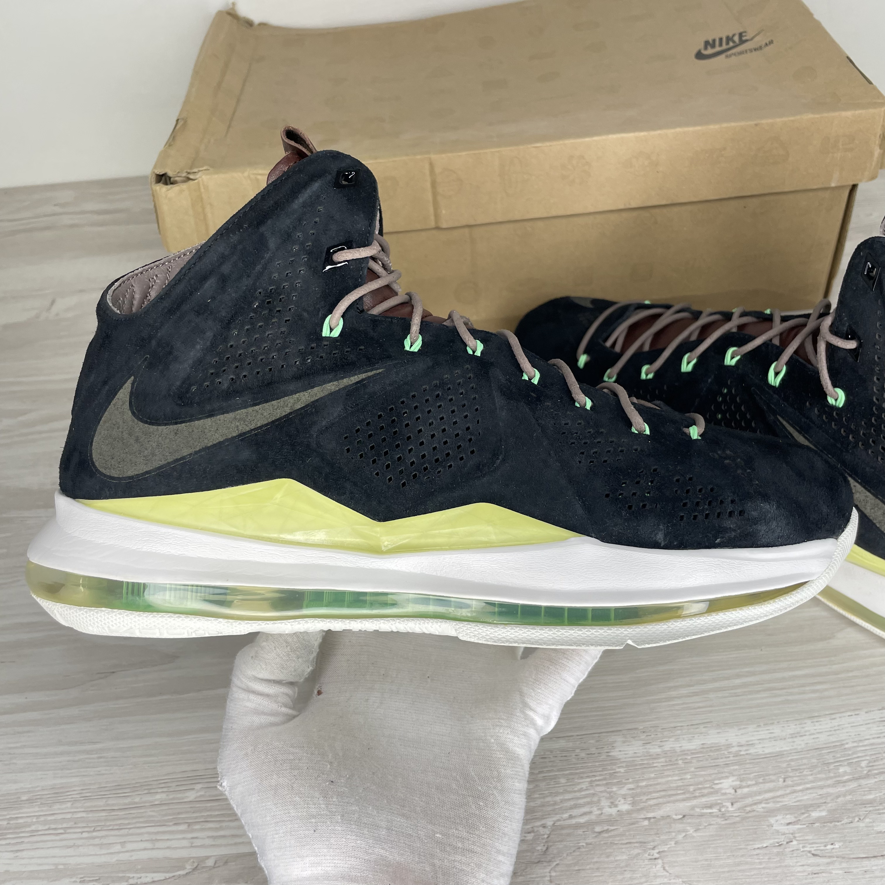 Nike Sneakers, LeBron X EXT 'Black Suede' (44)