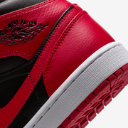 Nike Sneakers, Jordan 1 Mid ‘Banned’ (2020)