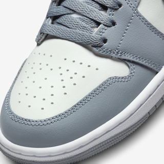 Nike Sneakers, Jordan 1 Mid ‘Stealth’ (W)