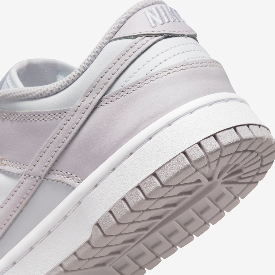 Nike Sneakers, Dunk Low ‘Venice’ (W)