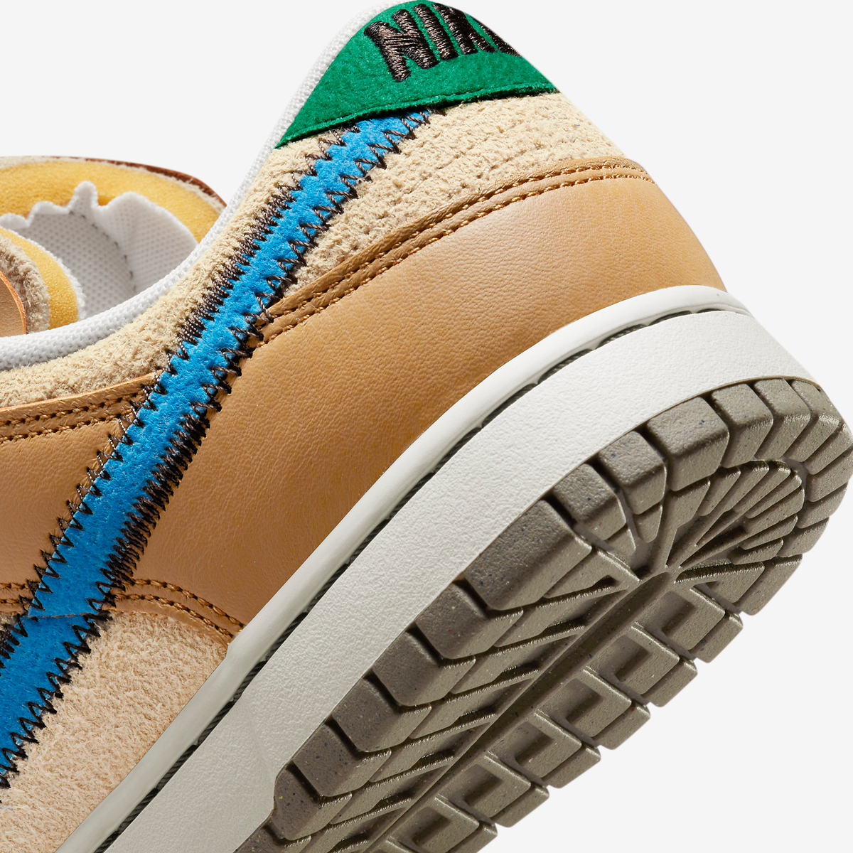 Nike Sneakers, Dunk Low ‘size? Dark Driftwood’