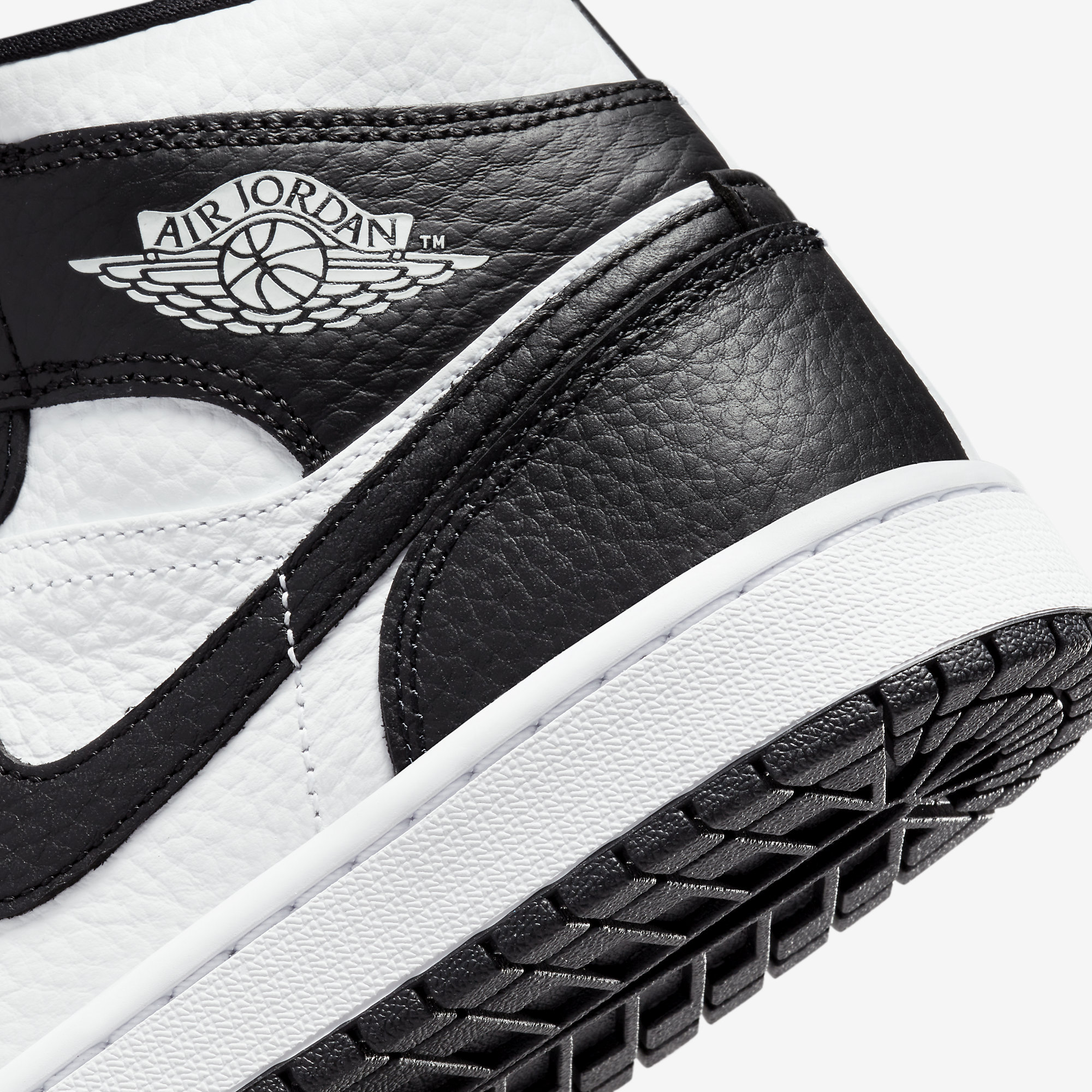 Nike Sneakers, Jordan 1 Mid ‘Split Black White’ (W)