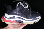 Balenciaga ‘Black&Red’ Tripple S (42) 👹