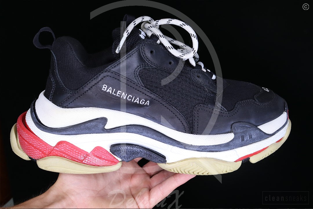 Balenciaga ‘Black&Red’ Tripple S (42) 👹