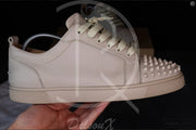Christian Louboutin 'Colombe Mat' Junior Spikes (42) 🥯