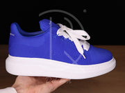 Alexander McQueens 'Blue Velvet' Oversized (41)