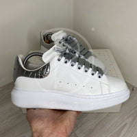 Alexander Mcqueens 'White Leather W. Silver' Oversized (40.5) 🪙