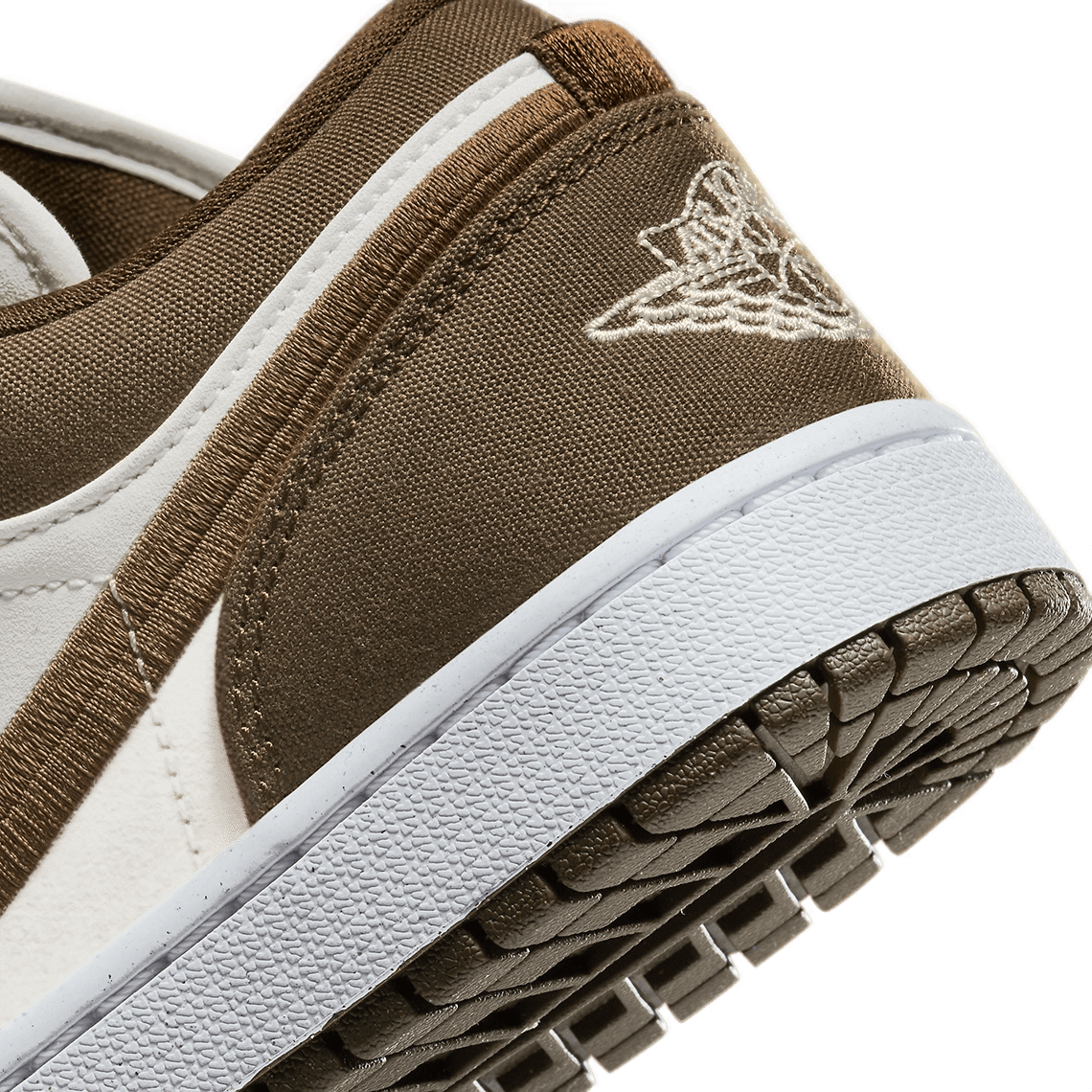 Nike Sneakers, Air Jordan 1 Low 'Light Olive’ (W) 🥥