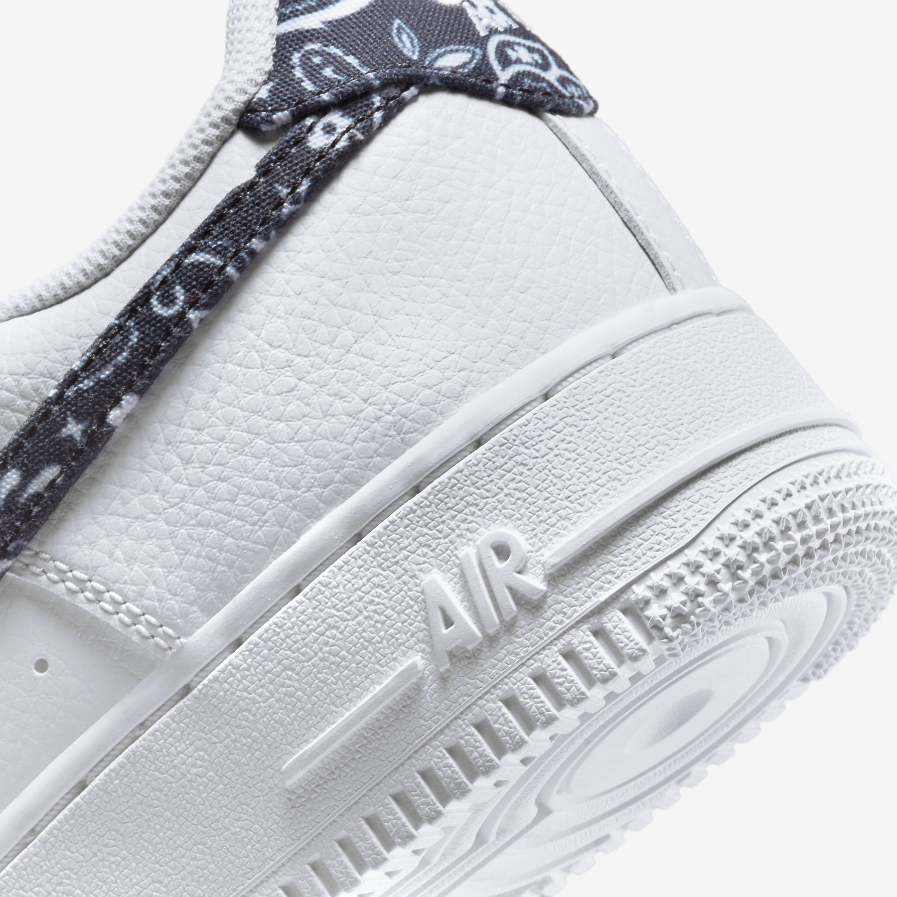 Nike Sneakers, Air Force 1 Low '07 Essential ‘White Black Paisley’ (W)