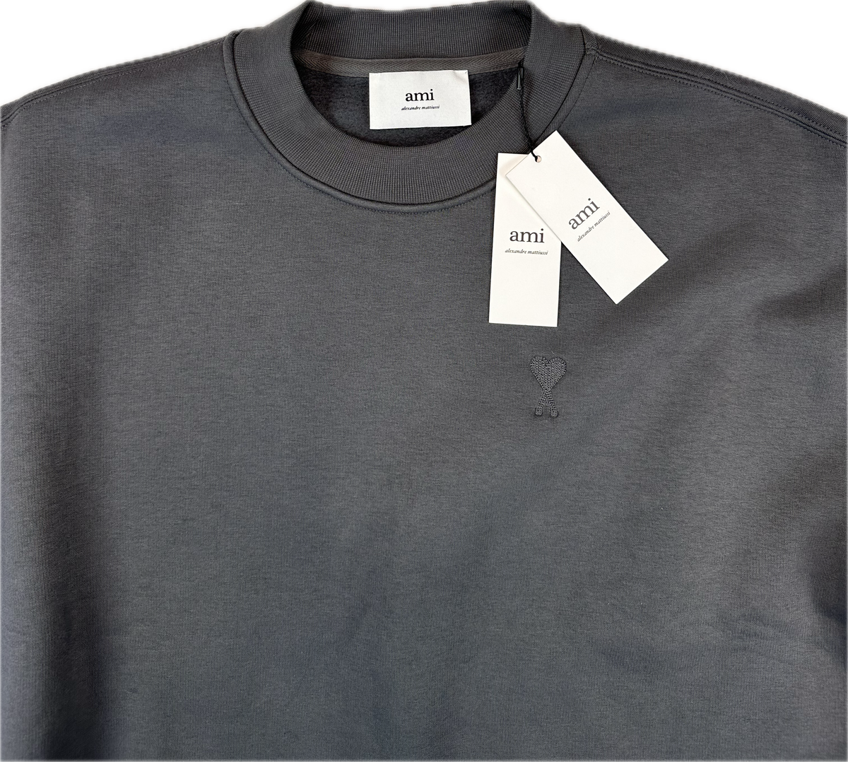 AMI Crewneck, Heart 'Grå' (Small) 🕴️