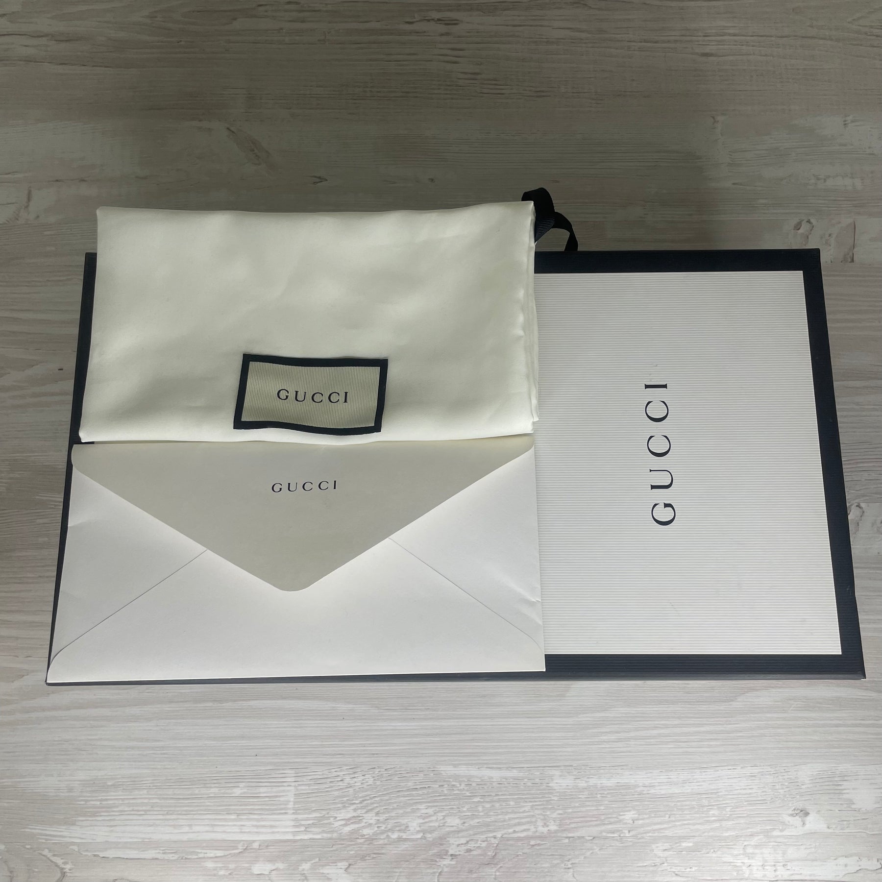 Gucci Sneakers, Beige 'Flames' Ace (42.5)