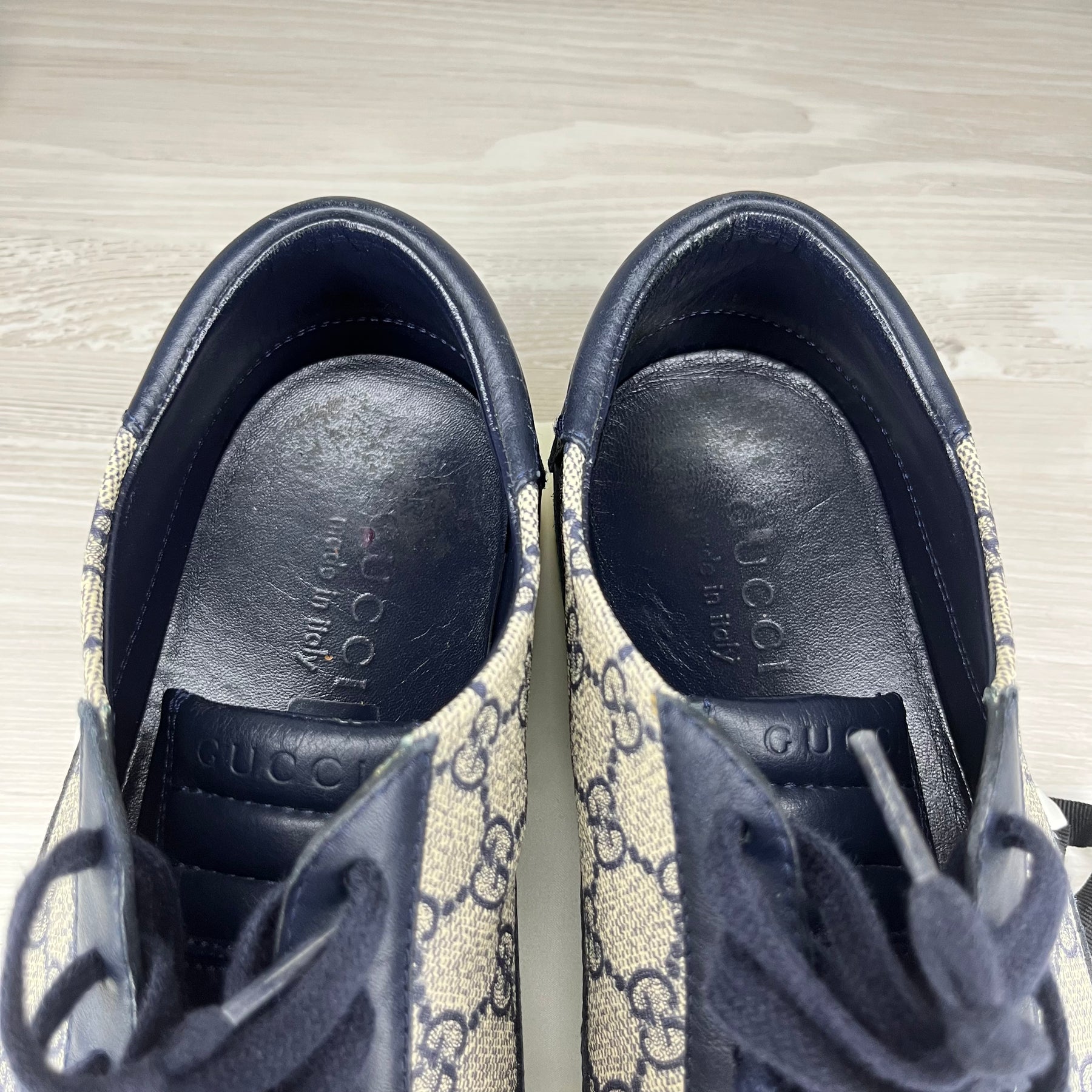 Gucci Sneakers, GG Supreme (44)