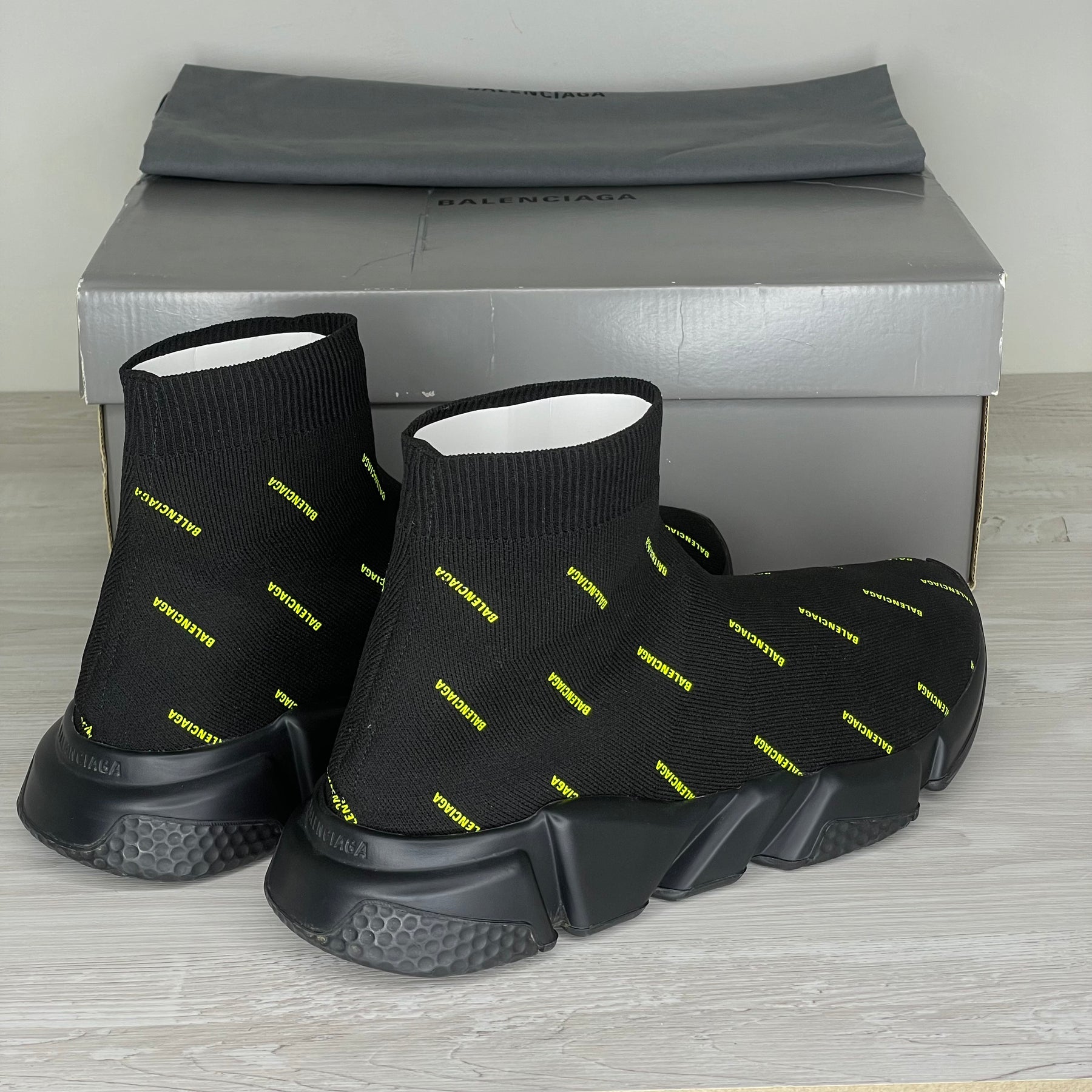 Balenciaga Sneakers, 'Neon Logo' Speed Trainer (42)
