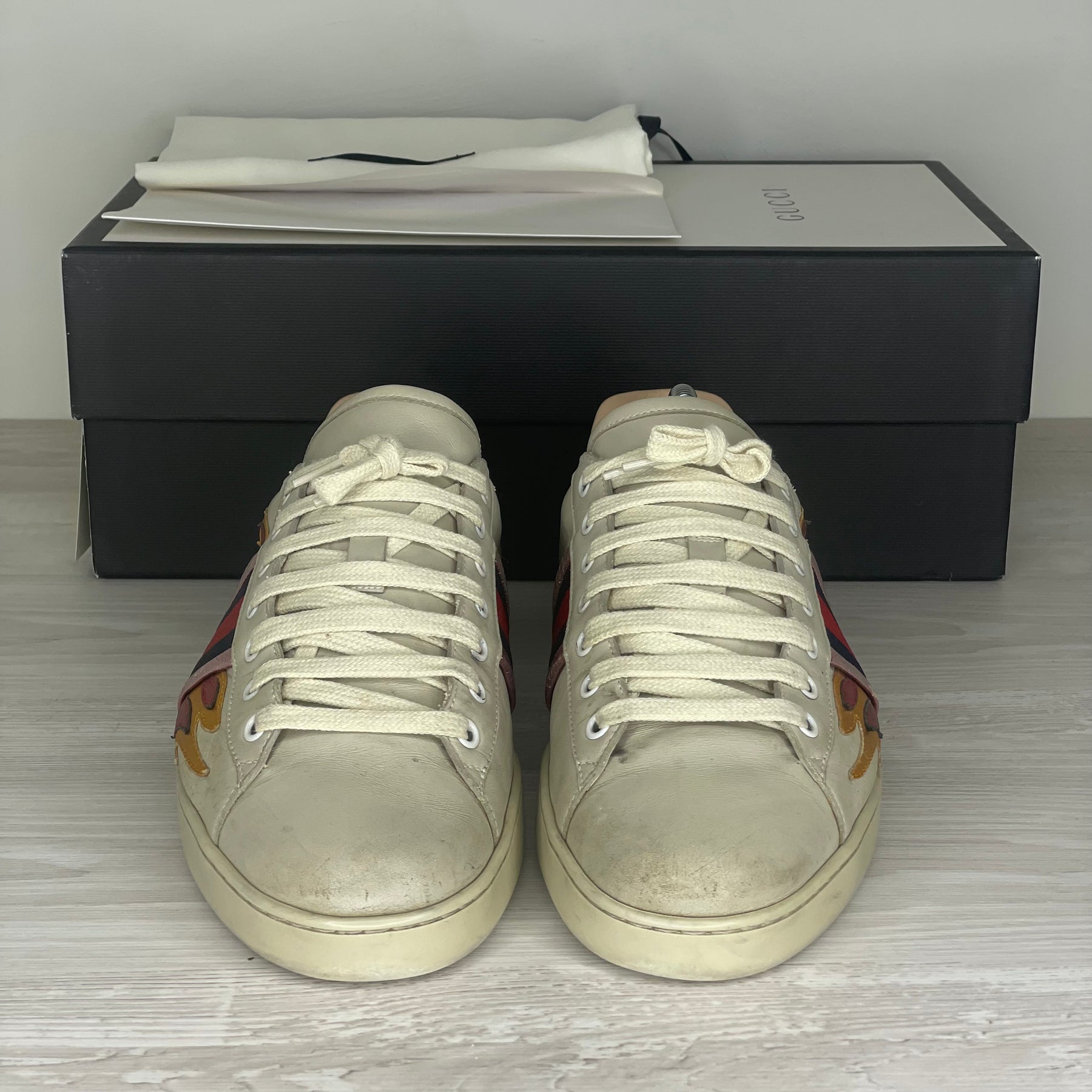 Gucci Sneakers, Beige 'Flames' Ace (42.5)