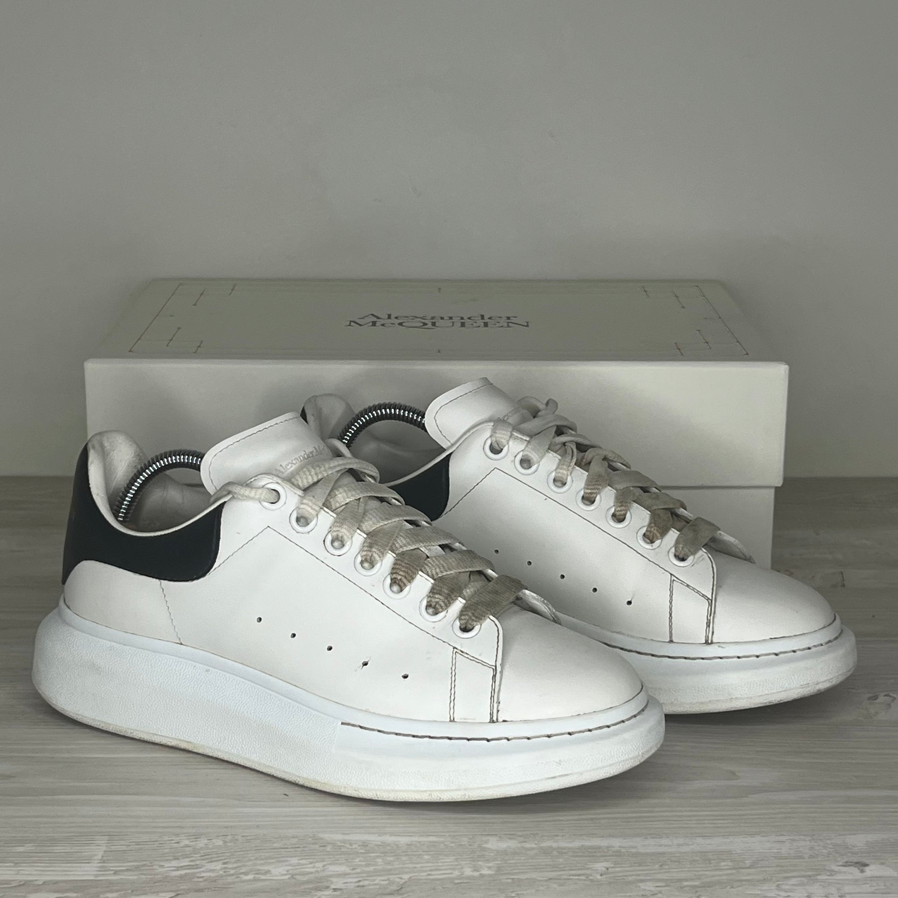 Alexander McQueen Sneakers, 'Hvid Læder' Oversized (41.5)