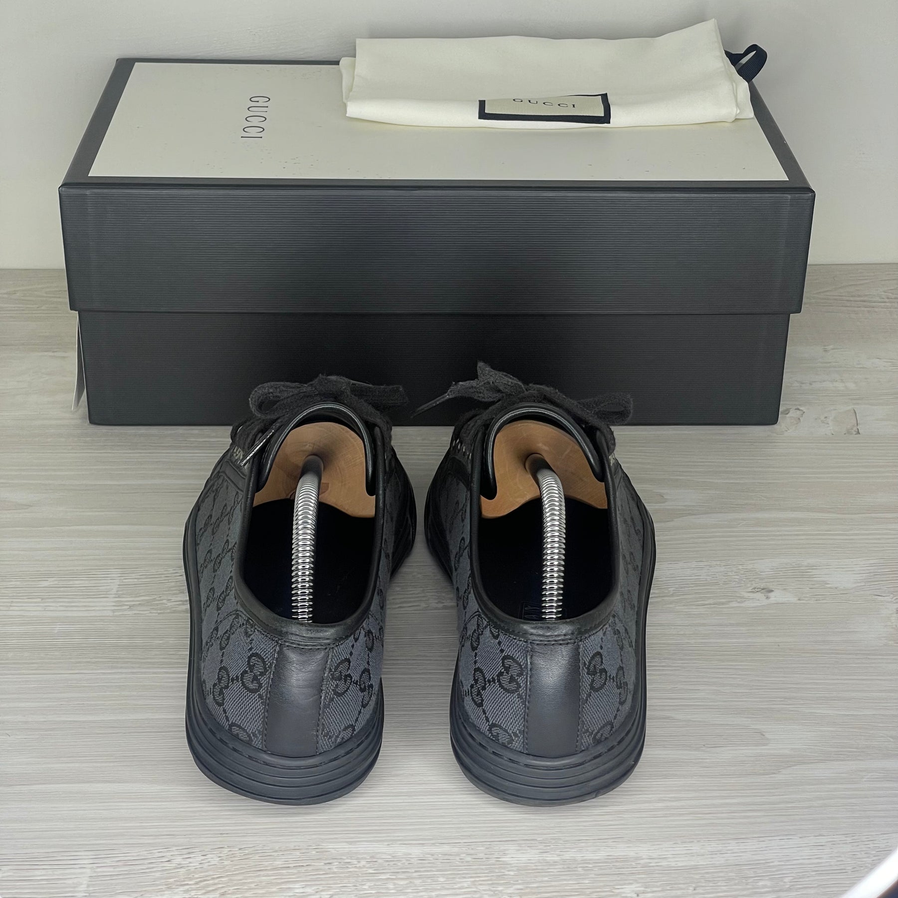 Gucci Sneakers, Piombo Nero (40.5)