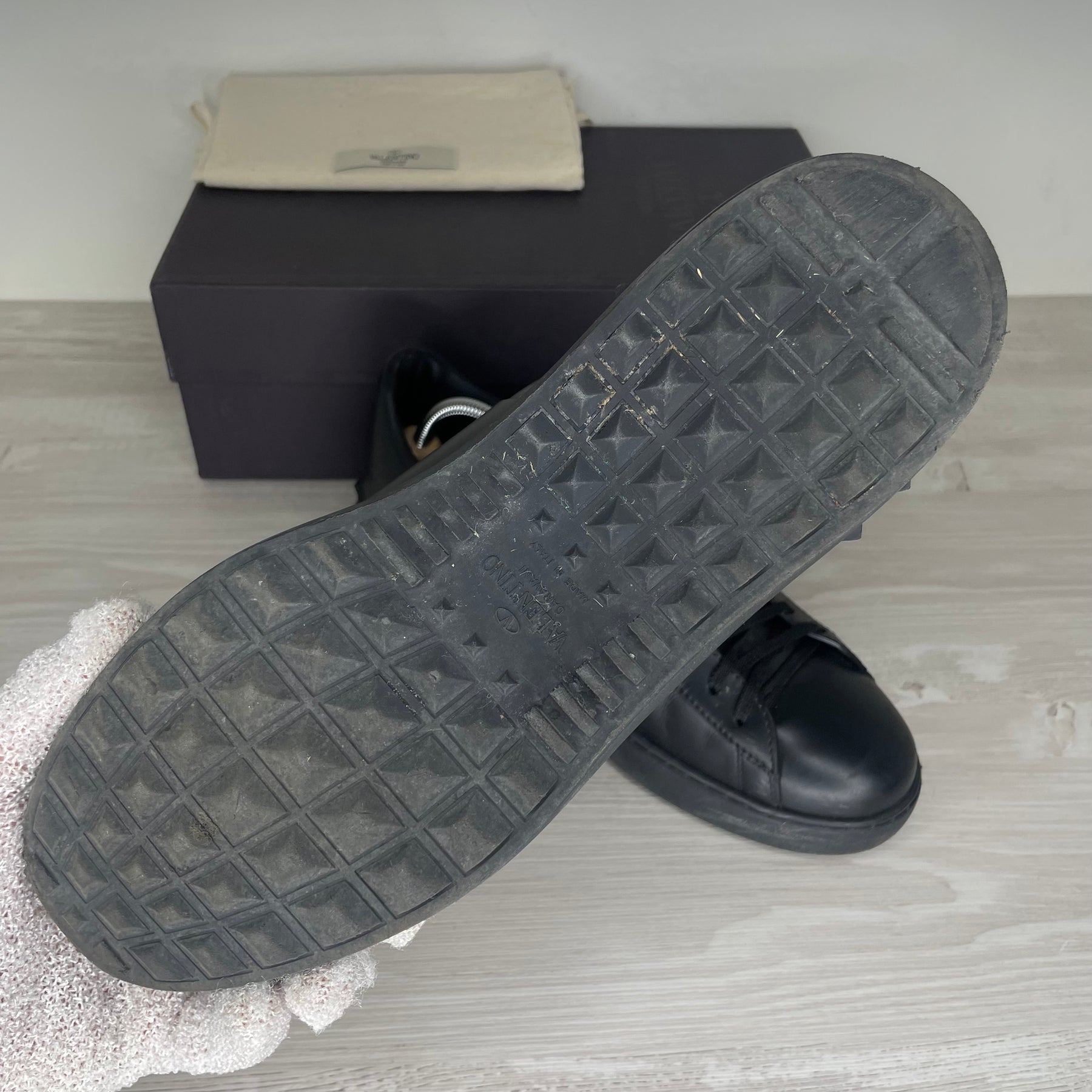 Valentino Sneakers, 'Black Leather' VLTN Open (44)