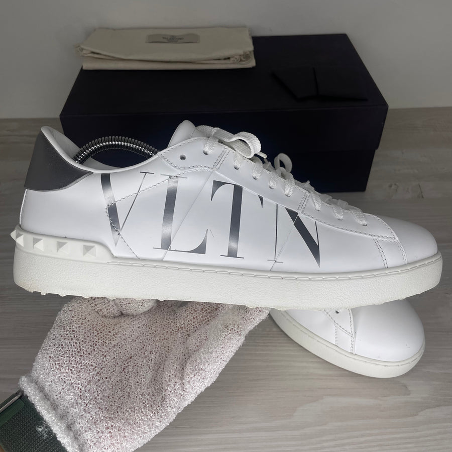Valentino Sneakers, 'White Leather' VLTN Open (44)