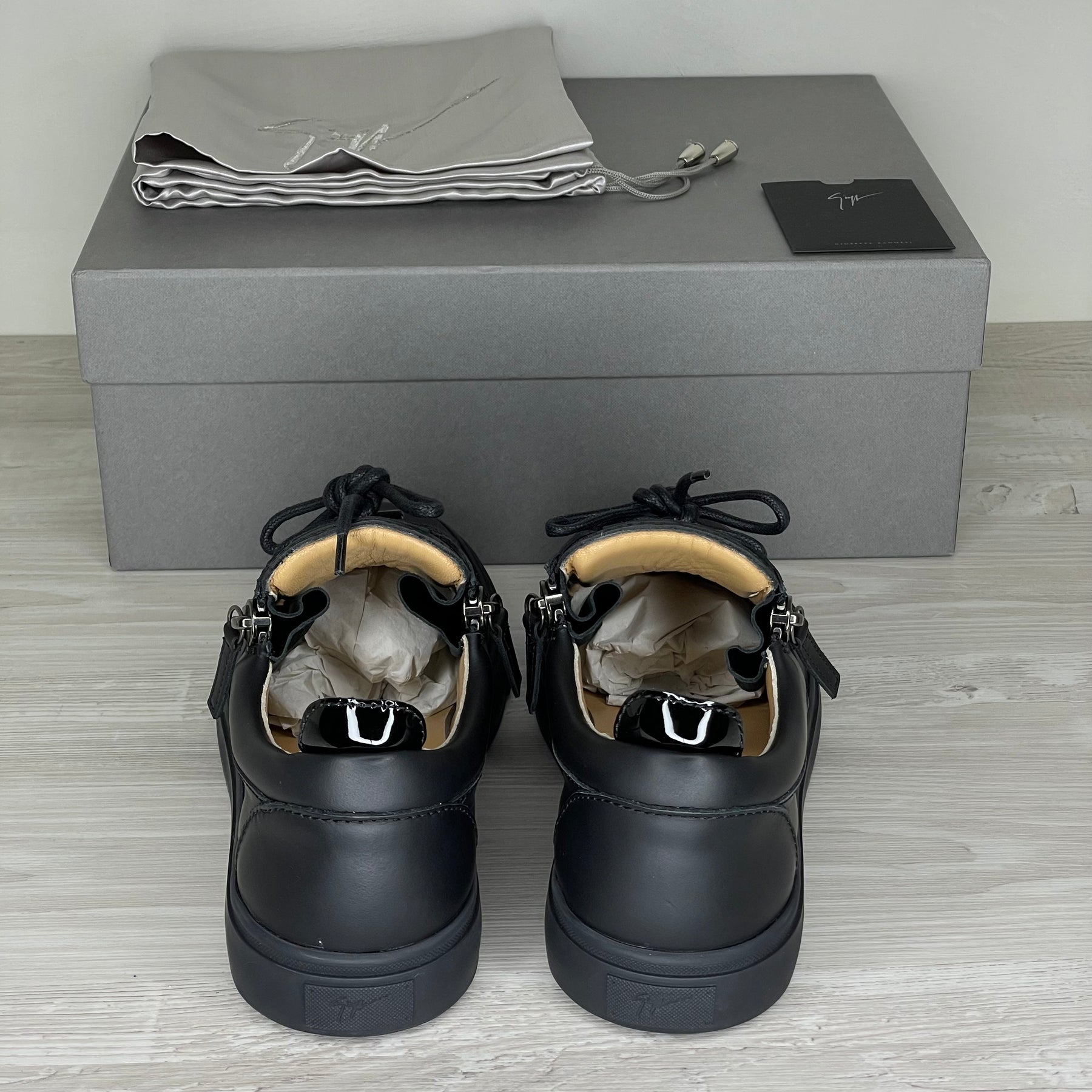 Giuseppe Zanotti, 'Black Leather' Frankie (40)
