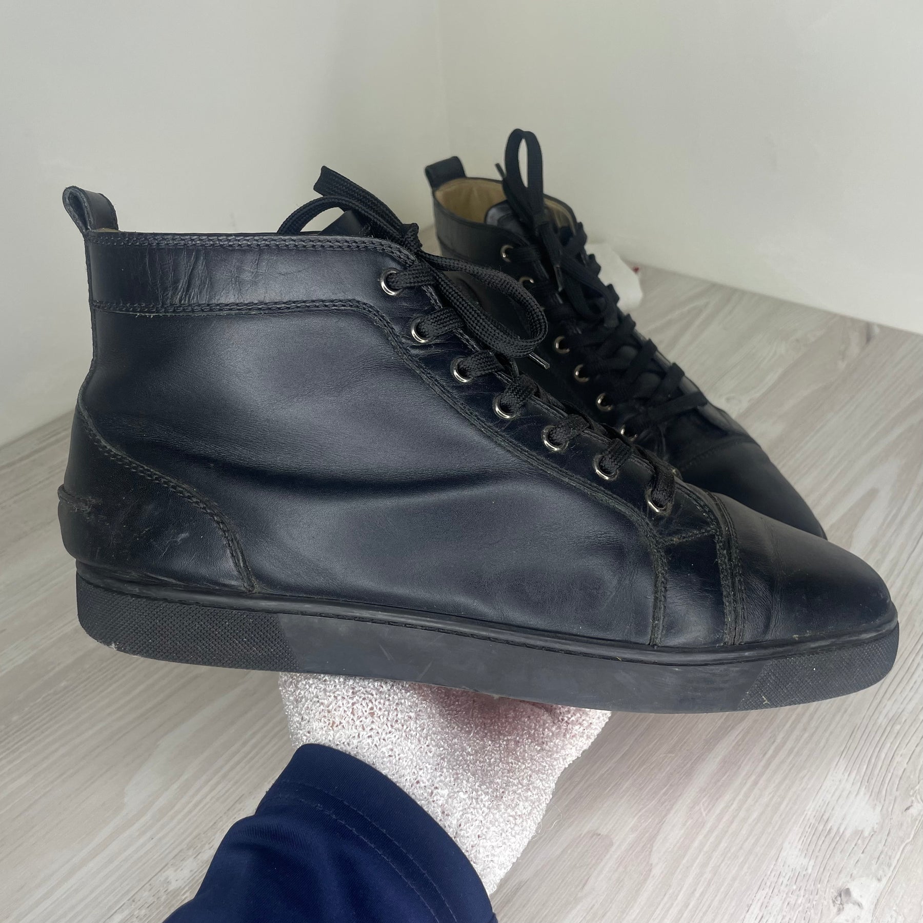 Christian Louboutin Sneakers, 'Black Leather' High-Top (44.5)