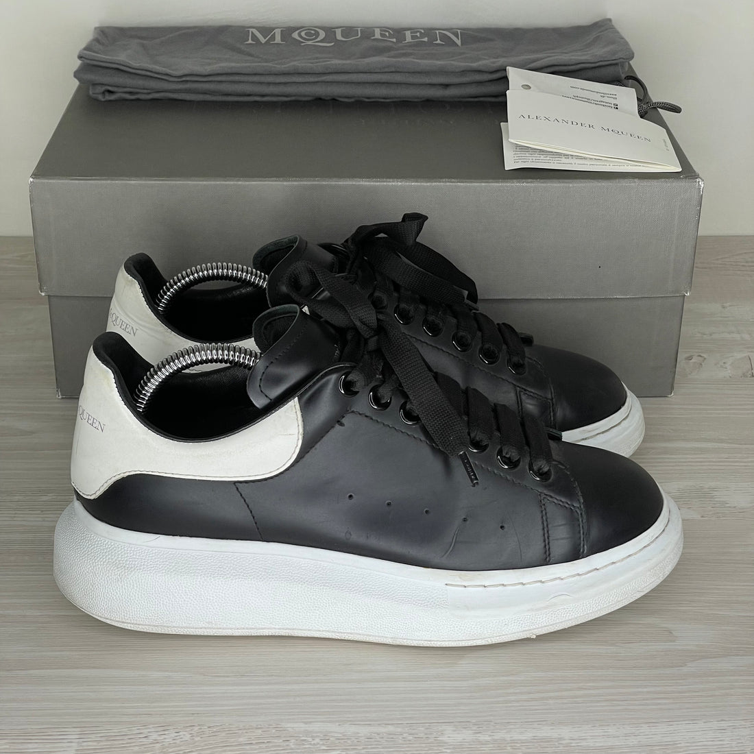 Alexander McQueen Sneakers, 'Black Leather' (40) – DelsouX Universe