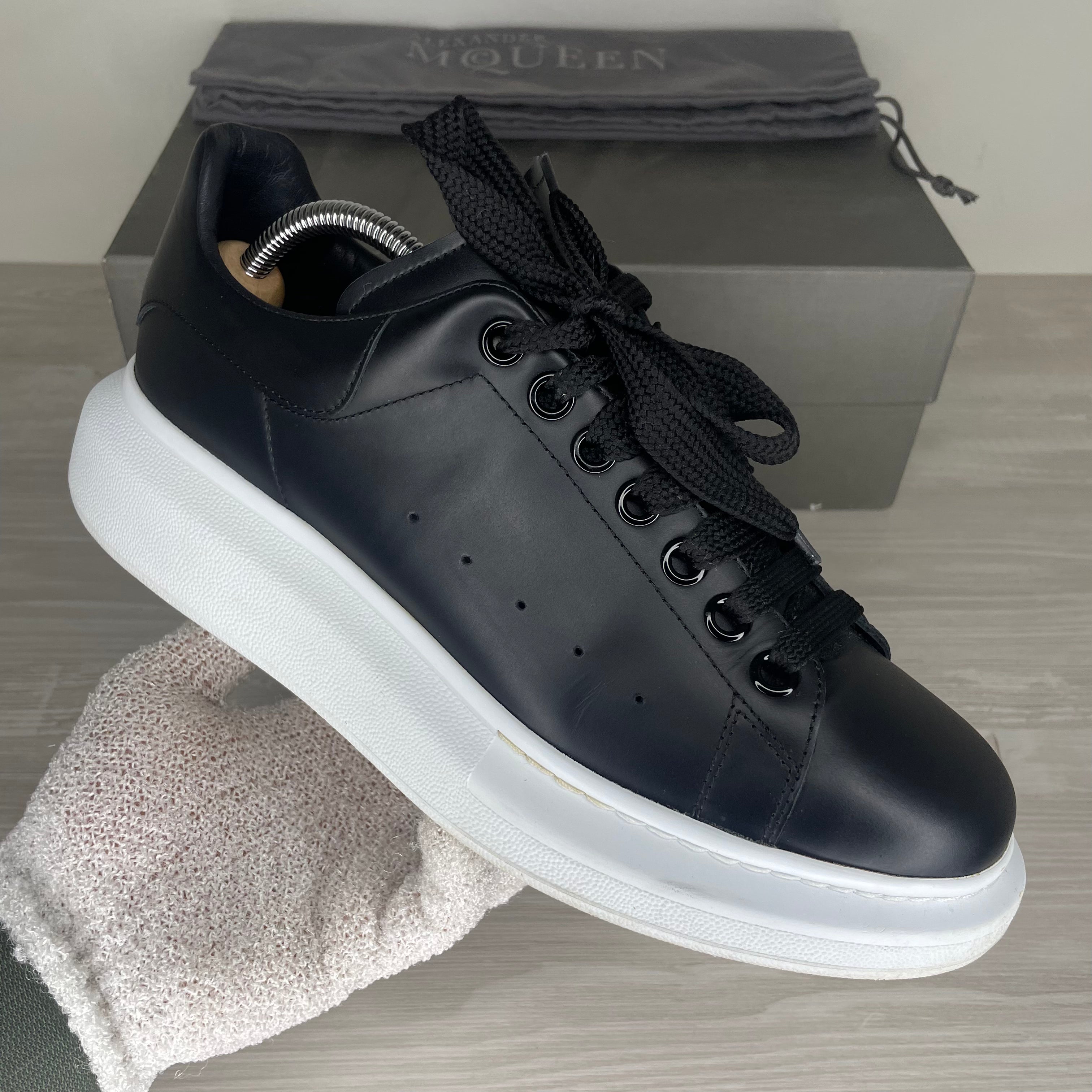Alexander McQueen Sneakers, 'Black Leather' Oversized  (41)